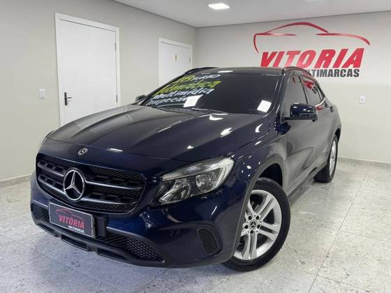 MERCEDES-BENZ GLA 200 1.6 CGI FLEX STYLE 7G-DCT MERCEDES-BENZ GLA 200 1.6 CGI FLEX STYLE 7G-DCT